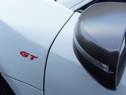 Used 2012 Audi R8 GT image 38