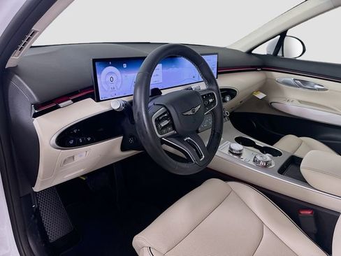 New 2026 Genesis GV70 2.5T Advanced image 9