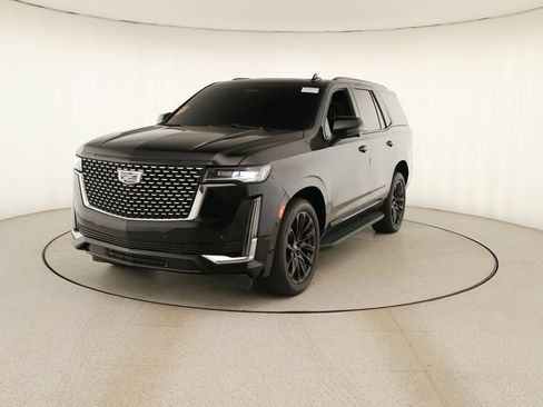 Used 2022 Cadillac Escalade Sport w/ LPO, ONYX Package AWD/4WD image 12