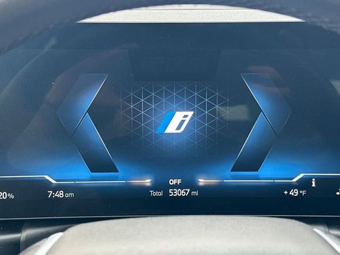 Used 2023 BMW i4 eDrive40 image 28