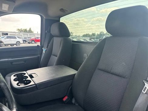 Used 2011 Chevrolet Silverado 1500 LT w/ Interior Plus Package AWD/4WD image 10