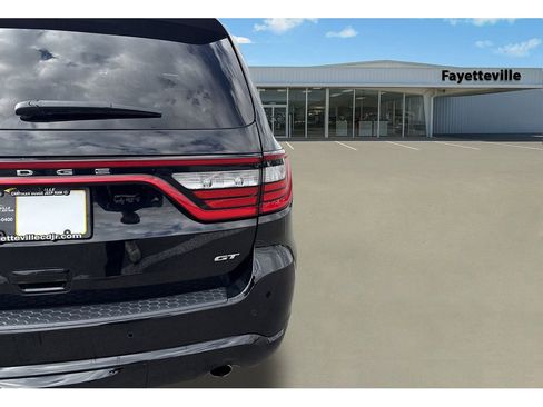 Used 2024 Dodge Durango GT image 10