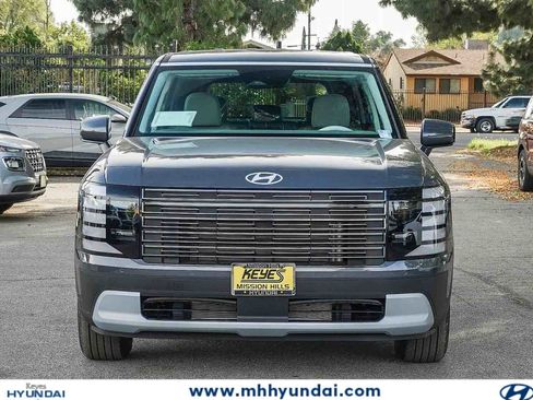New 2026 Hyundai Palisade SE FWD image 2