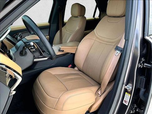 Used 2024 Land Rover Range Rover Sport SE image 26
