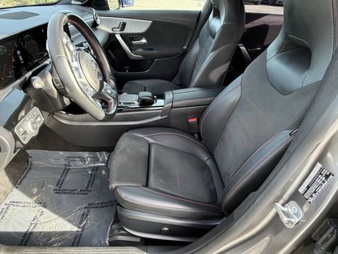 Used 2023 Mercedes-Benz CLA 250 image 19