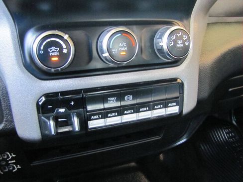 Used 2022 RAM 2500 Tradesman AWD/4WD image 40