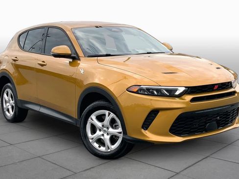 Used 2024 Dodge Hornet GT AWD/4WD image 3