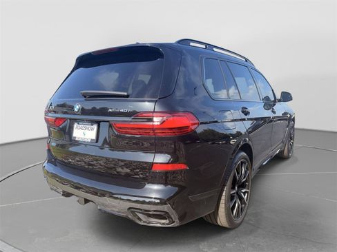 Used 2021 BMW X7 xDrive40i w/ M Sport Package AWD/4WD image 5