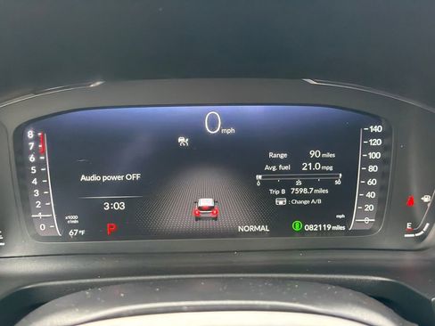 Used 2023 Honda Pilot Elite image 25