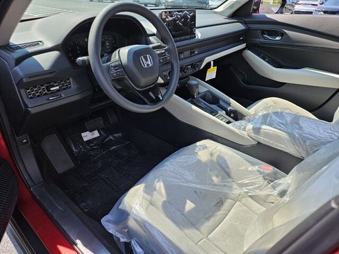 New 2025 Honda Accord SE image 6