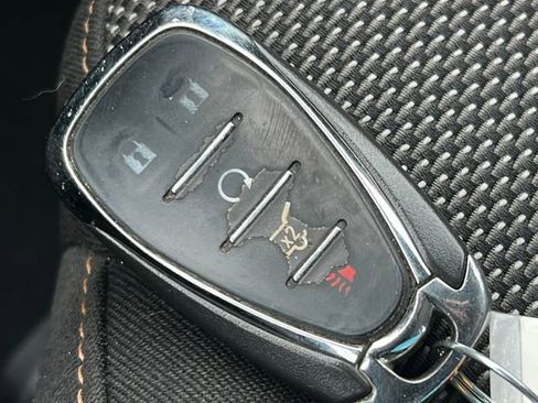 Used 2019 Chevrolet Traverse LT image 30