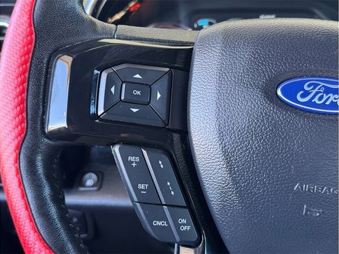 Used 2019 Ford F150 Lariat w/ Equipment Group 502A Luxury AWD/4WD image 14
