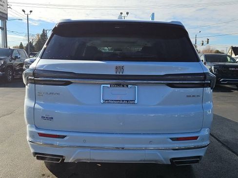 New 2026 Buick Enclave Avenir w/ Super Cruise Package image 7