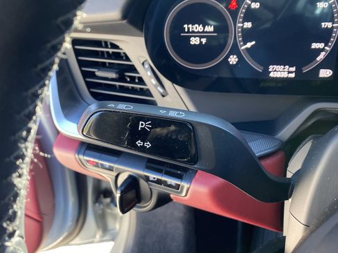 Used 2020 Porsche 911 Carrera S image 21