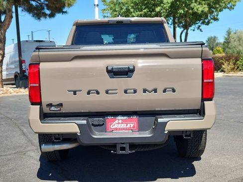 Used 2026 Toyota Tacoma TRD Off-Road AWD/4WD image 11