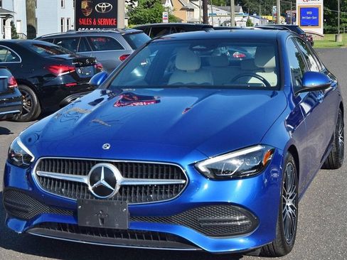 Used 2022 Mercedes-Benz C 300 4MATIC Sedan image 2