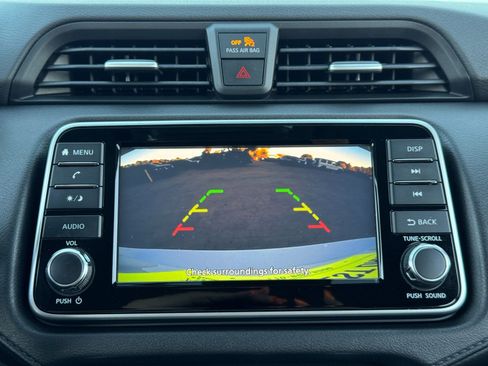 Used 2020 Nissan Versa S image 23