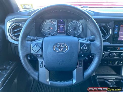 Used 2019 Toyota Tacoma TRD Sport image 17