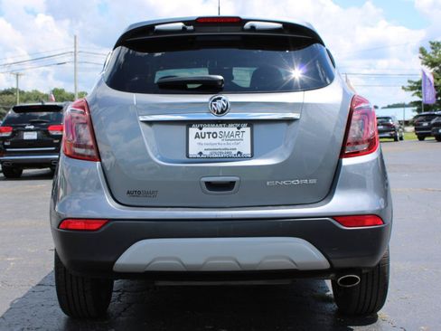 Used 2019 Buick Encore Sport Touring FWD image 5