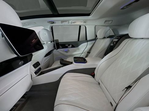 New 2026 Mercedes-Benz Maybach GLS 600 4MATIC image 25