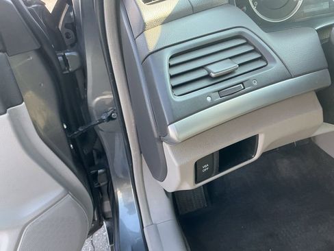 Used 2009 Honda Accord EX image 11