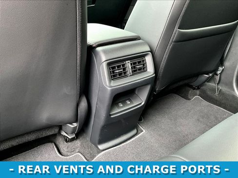 Used 2025 Honda CR-V Sport-L image 10