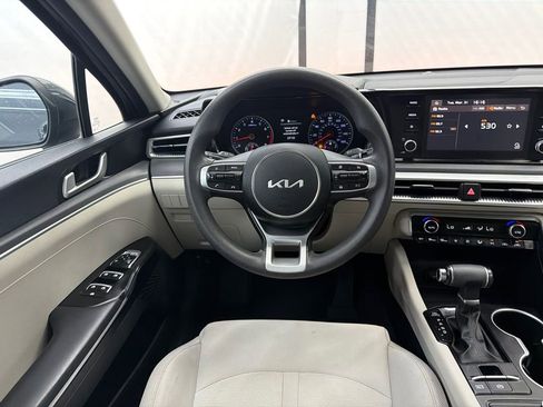 Used 2022 Kia K5 LXS image 21