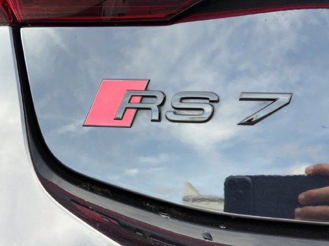Used 2021 Audi RS 7 Sportback w/ Carbon Optic Package AWD/4WD image 11