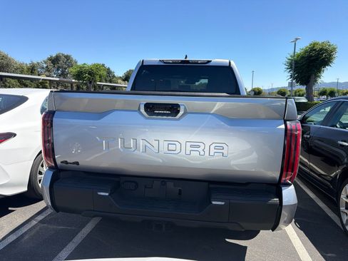Used 2026 Toyota Tundra Limited AWD/4WD image 5