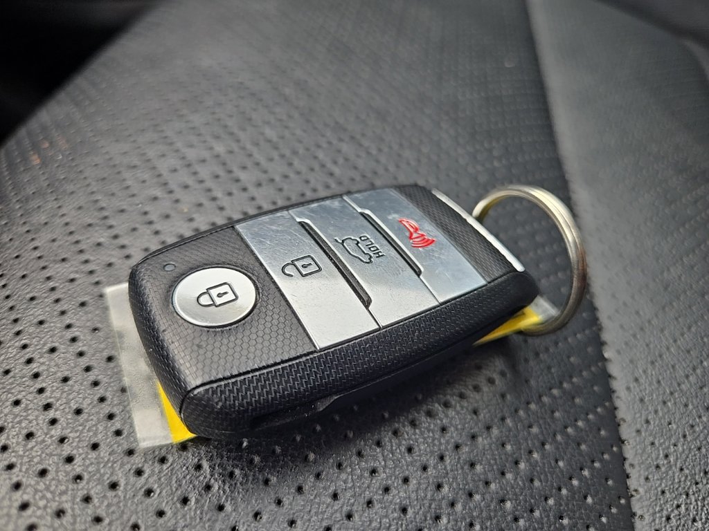 Used 2020 Kia Sorento EX AWD/4WD image 14