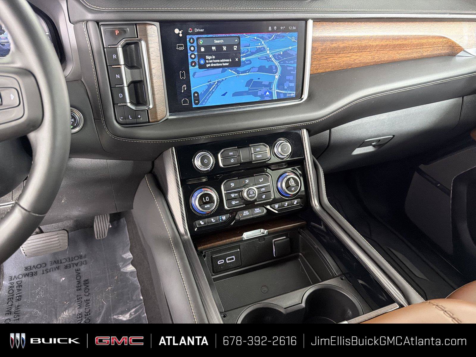 Used 2024 GMC Yukon Denali Ultimate AWD/4WD image 30