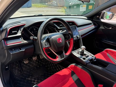 Used 2019 Honda Civic Type R image 12