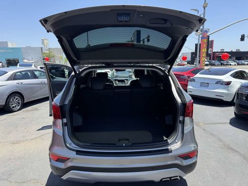 Used 2018 Hyundai Santa Fe Sport FWD image 22