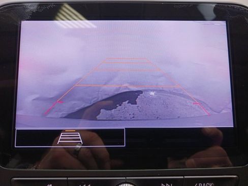 Used 2022 Chevrolet Malibu RS image 21