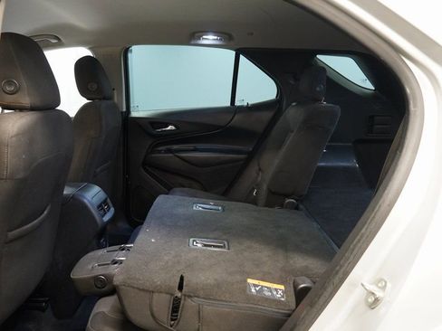 Used 2019 Chevrolet Equinox LT image 25