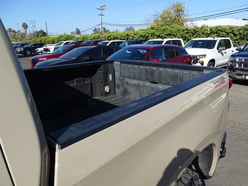 Certified 2022 Chevrolet Silverado 1500 LT Trail Boss w/ LT Trail Boss Premium Package AWD/4WD image 22