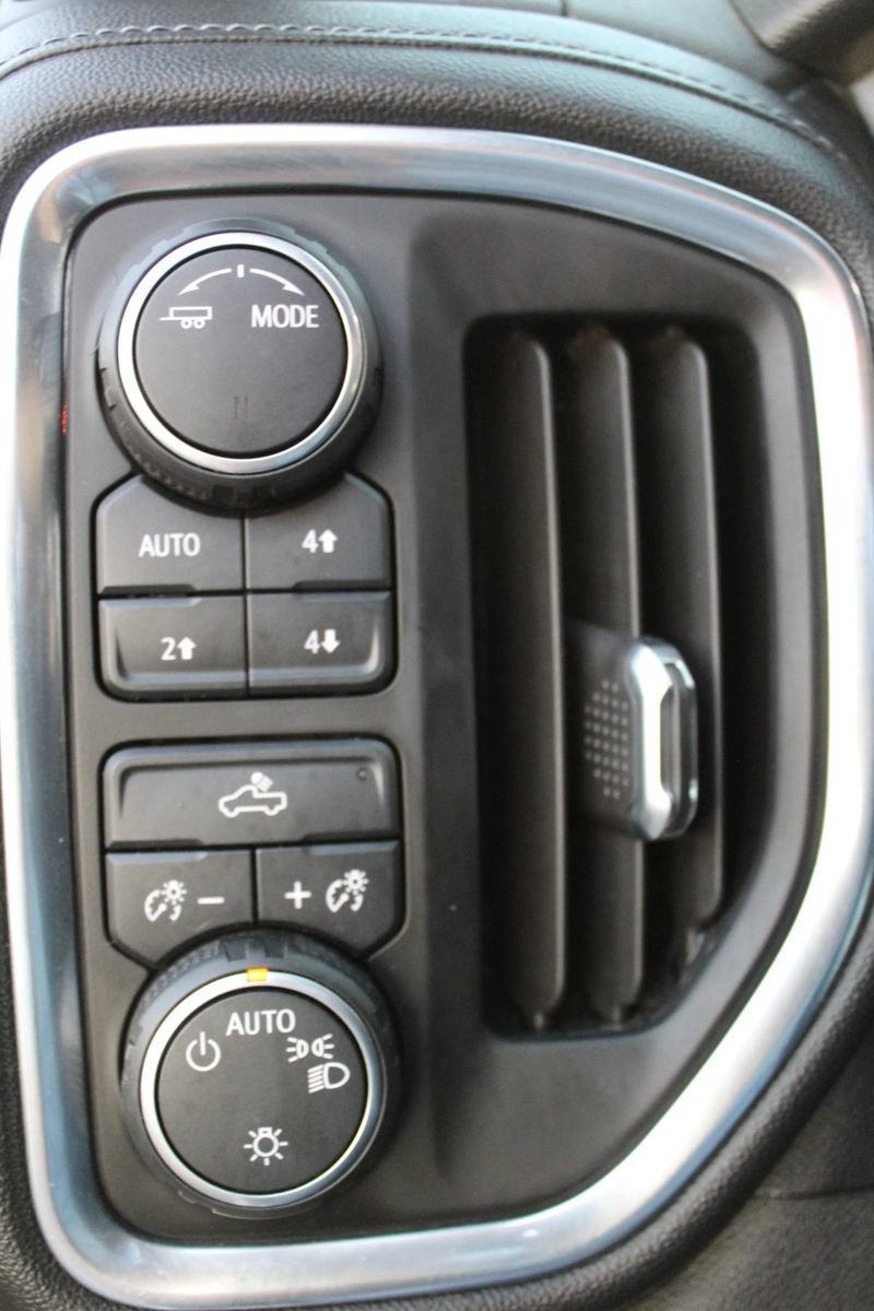 Used 2020 Chevrolet Silverado 1500 LT w/ All-Star Edition AWD/4WD image 26