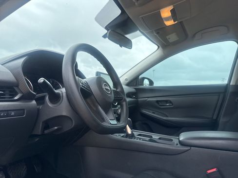 Certified 2024 Nissan Sentra S image 30