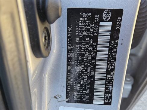 Used 2015 Toyota Camry LE image 16