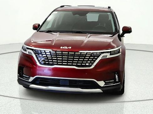 Used 2022 Kia Carnival SX Prestige FWD image 2