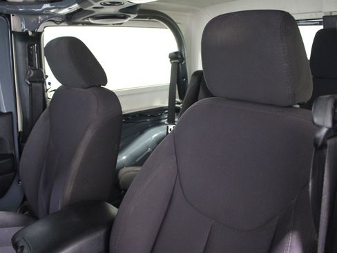 Used 2014 Jeep Wrangler Sport AWD/4WD image 4