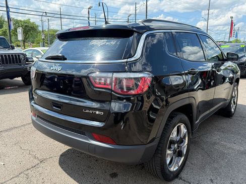 Used 2019 Jeep Compass Limited AWD/4WD image 5