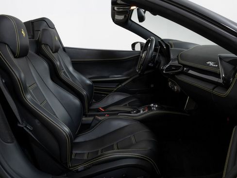 Used 2015 Ferrari 458 Spider RWD image 40