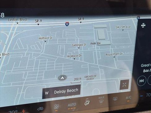 Used 2024 Lincoln Corsair FWD image 8