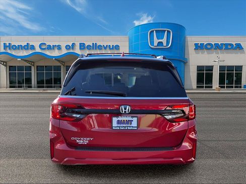New 2026 Honda Odyssey EX-L image 4