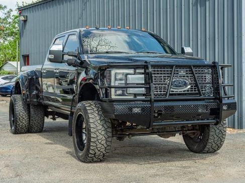 Used 2019 Ford F350 Platinum w/ Platinum Ultimate Package image 8