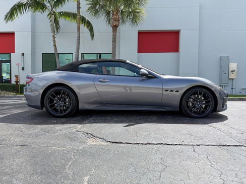 Used 2019 Maserati GranTurismo Sport image 2
