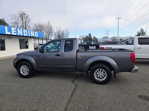 Used 2021 Nissan Frontier SV image 8