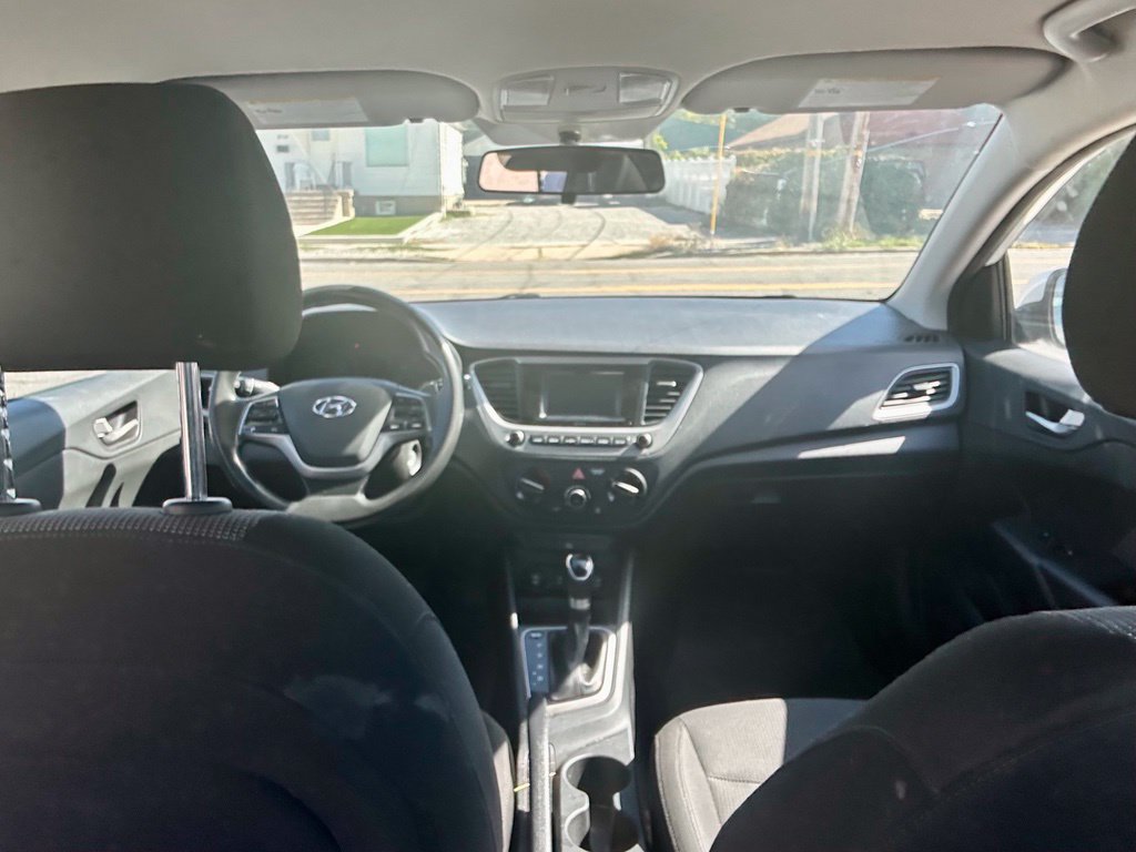 Used 2020 Hyundai Accent SE FWD image 7