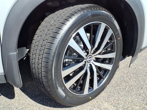 Certified 2023 Nissan Pathfinder Platinum AWD/4WD image 8